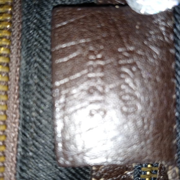 VINTAGE GUCCI HANDBAG - Picture 4 of 5